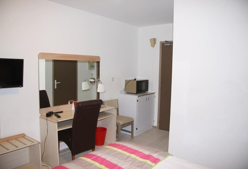 Brit Hotel Cherbourg