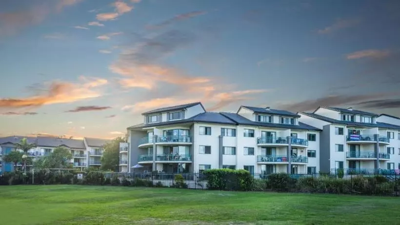 فندق Currumbin Sands On The Beach