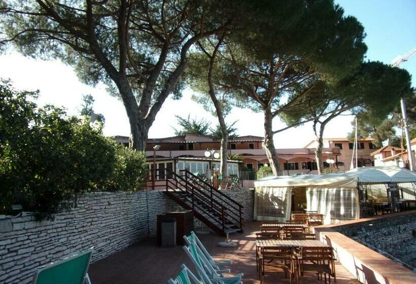 בית מלון כפרי Fiascherino