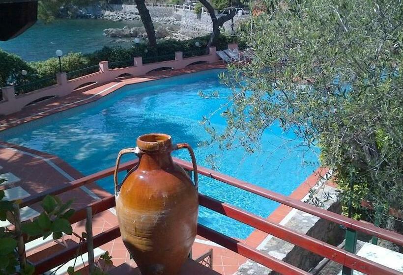 בית מלון כפרי Fiascherino