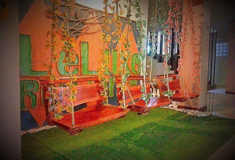 ホテル Le Luxe Residence