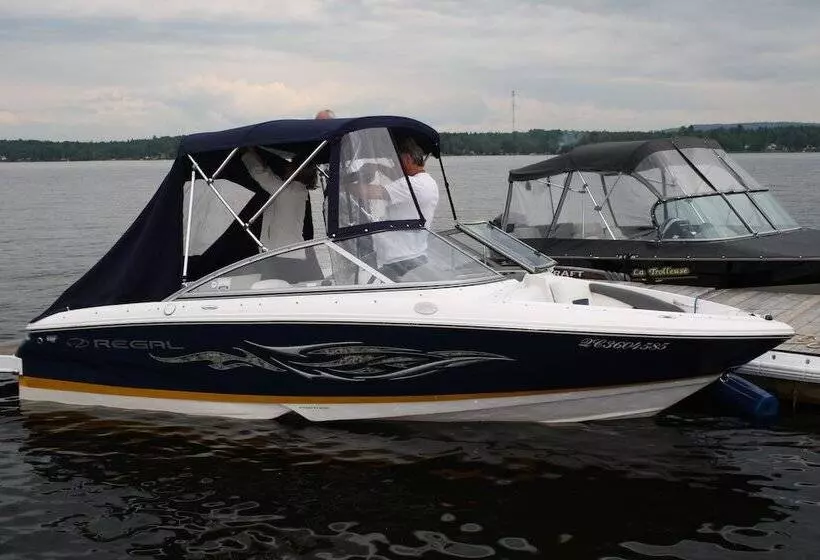 Отель Les Chalets Baie Cascouia