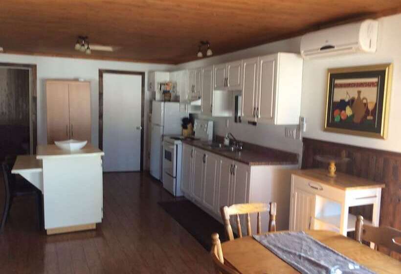 فندق Les Chalets Baie Cascouia