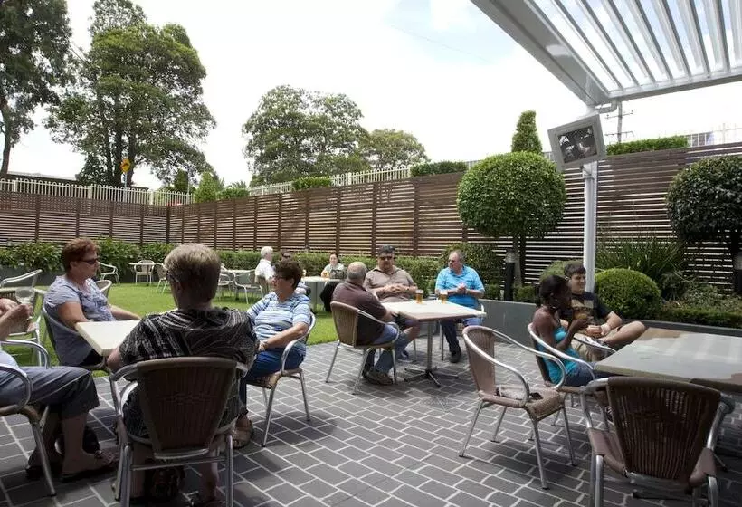 호텔 Macquarie 4 Star