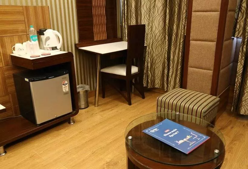 هتل Oyo Rooms Sector 35 C Chandigarh