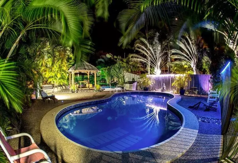 هتل Pialba Motor Inn