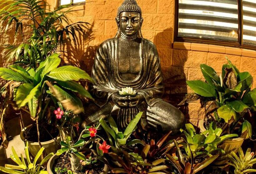 בית מלון כפרי Pialba Motor Inn