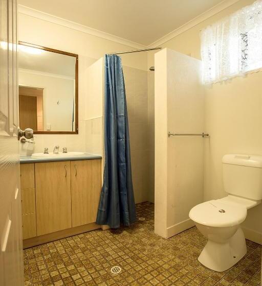 בית מלון כפרי Pialba Motor Inn