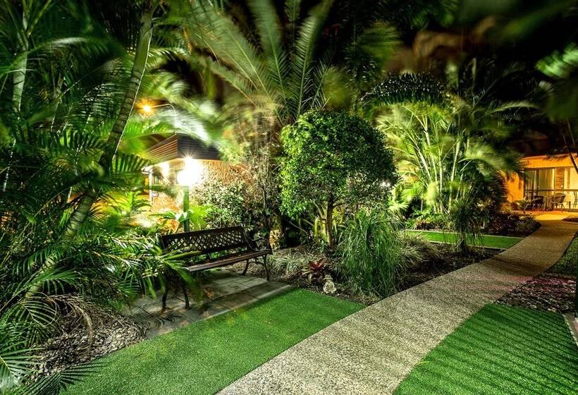 בית מלון כפרי Pialba Motor Inn