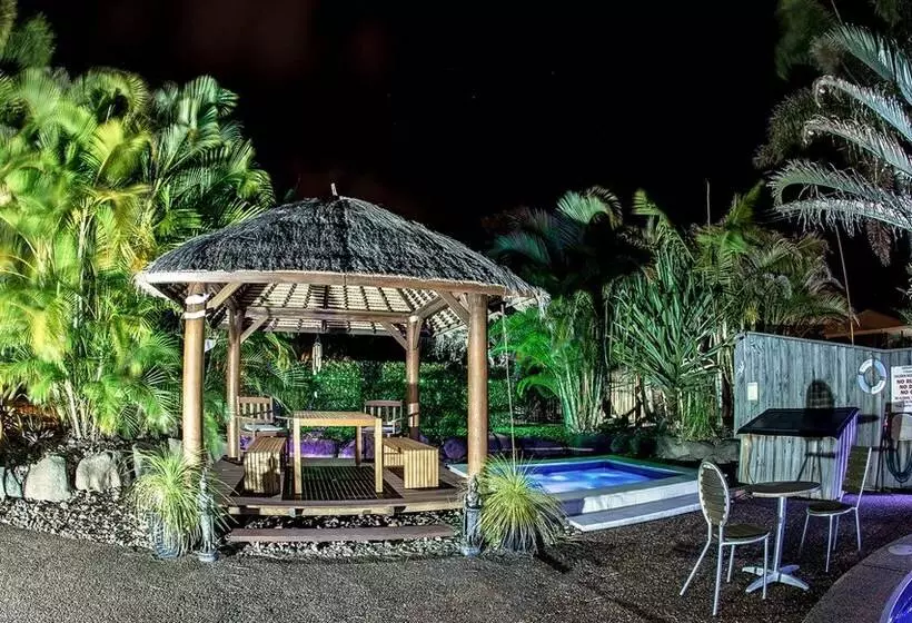 هتل Pialba Motor Inn