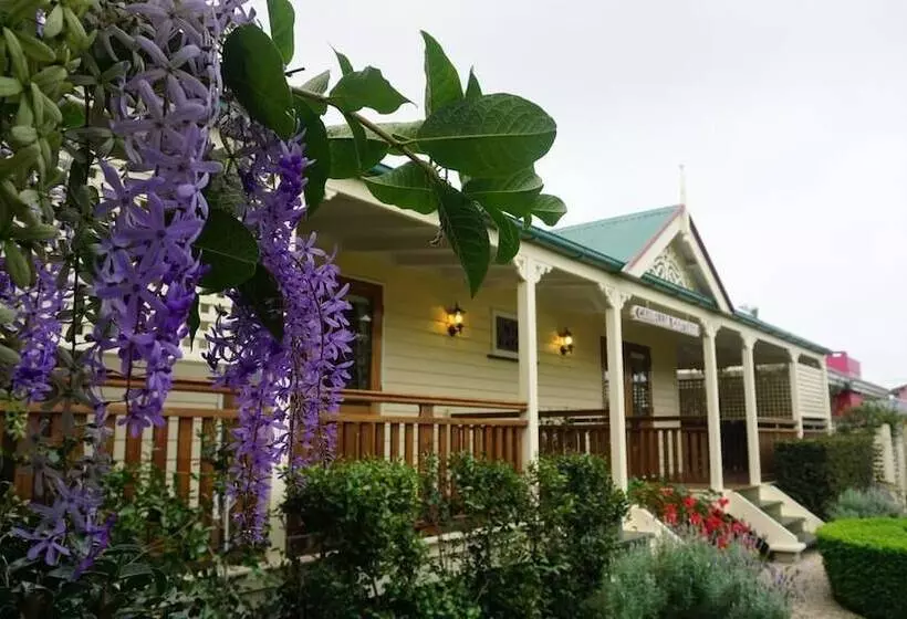 Отель Reid S Place