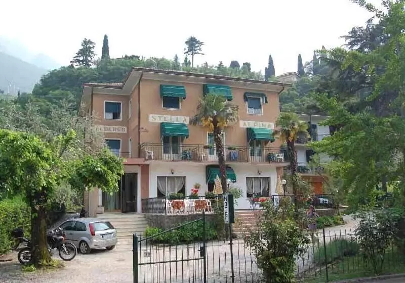 هتل Stella Alpina