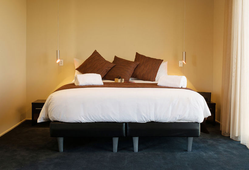 ホテル The Frames