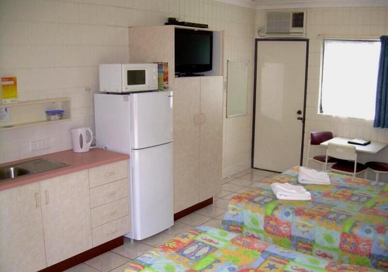 ホテル Tropical Palms Resort & 4wd Hire