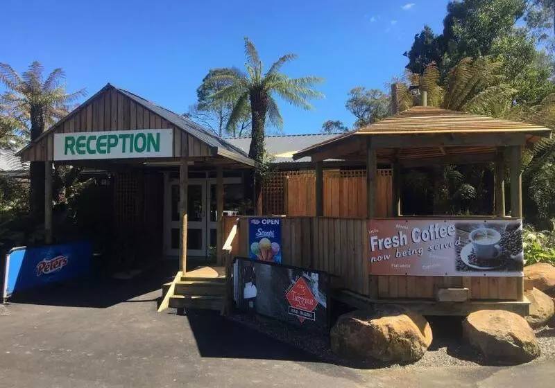 Отель Tullah Lakeside Lodge