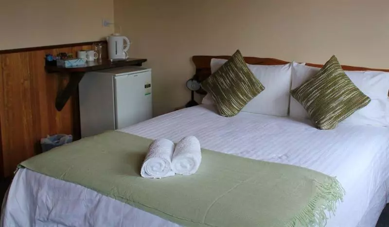 Отель Tullah Lakeside Lodge