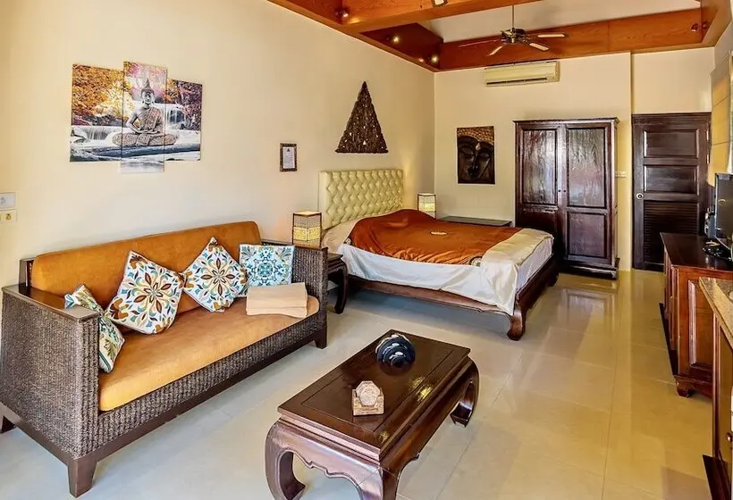 Sibaja Palms Sunset Beach Apartment