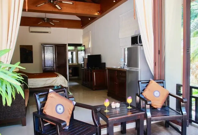 Sibaja Palms Sunset Beach Apartment