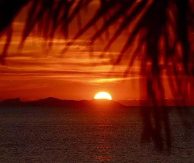 Sibaja Palms Sunset Beach Apartment