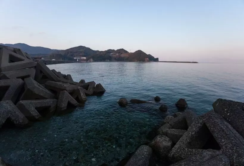 هاستل Nagasaki House Burabura