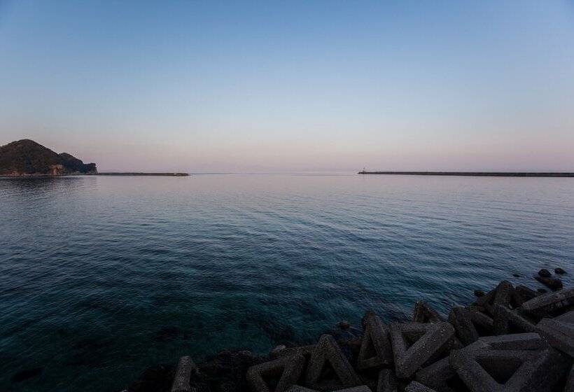 هاستل Nagasaki House Burabura