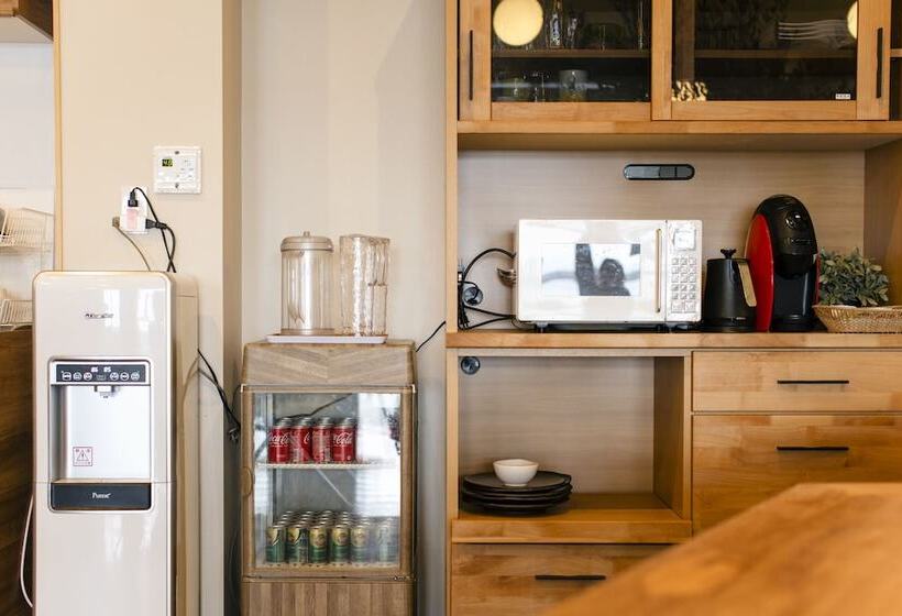 هاستل Nagasaki House Burabura