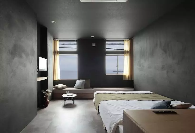 هاستل Nagasaki House Burabura