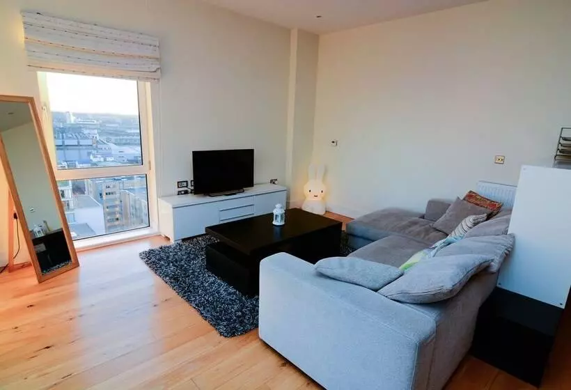 Apartment Wharf   Indescon Wharf