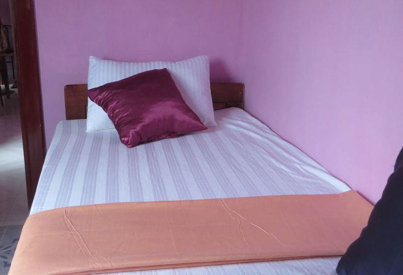 Bed and Breakfast Blossom Rest