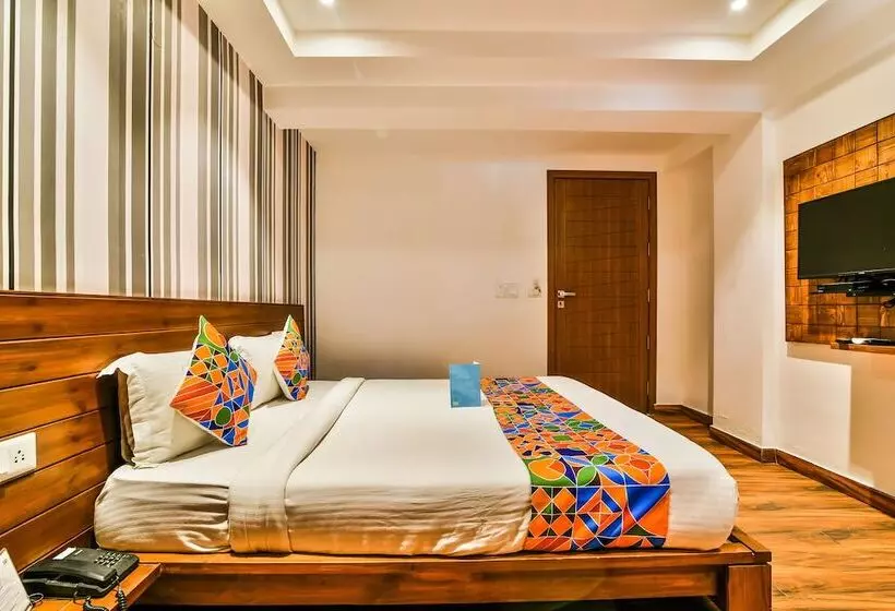 Fabhotel Comfort Dome Sector 45