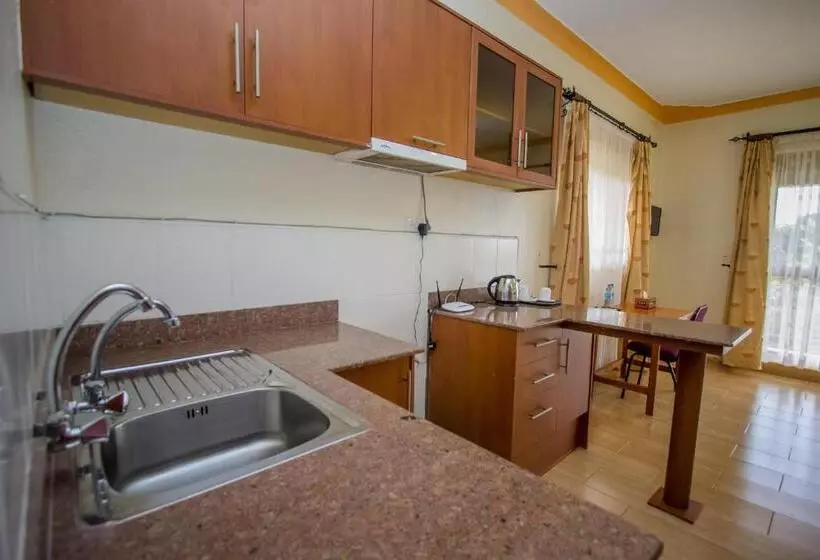 Askay Hotel Suites