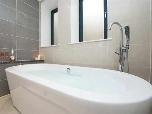 فندق Heaps House