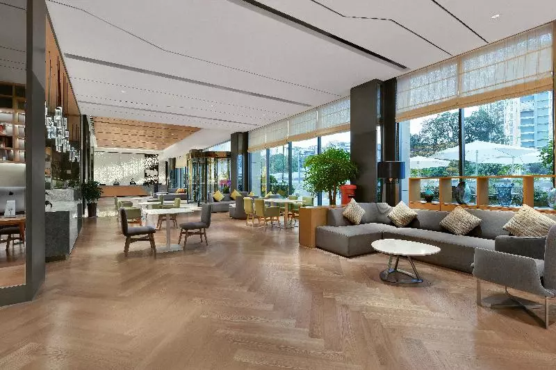 Отель Holiday Inn Express Chengdu Huanhuaxi, An Ihg