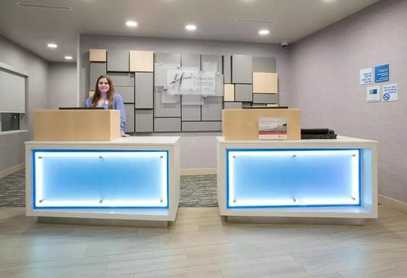 ホテル Holiday Inn Express & Suites Lincoln I   80, An Ihg