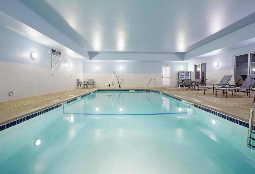 ホテル Holiday Inn Express & Suites Lincoln I   80, An Ihg