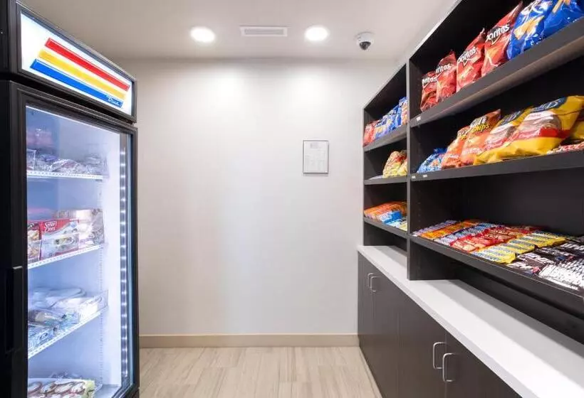 ホテル Holiday Inn Express & Suites Lincoln I   80, An Ihg