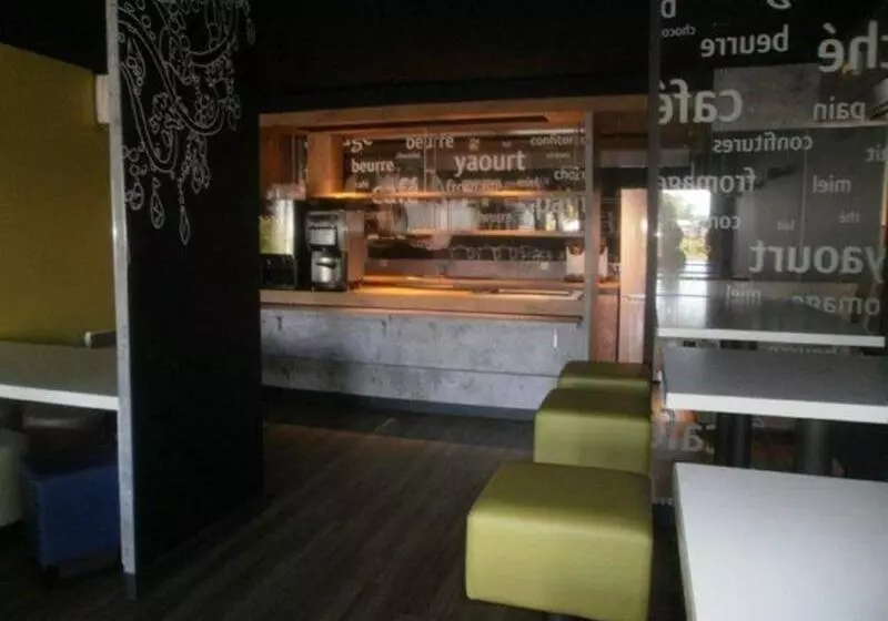 Hotel Ibis Budget Tarbes