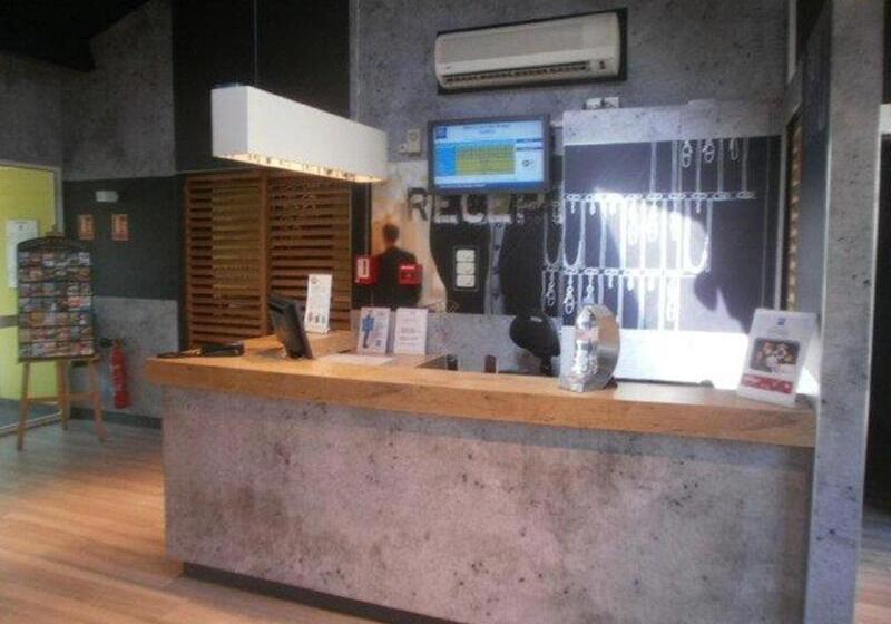 هتل Ibis Budget Tarbes