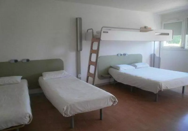 Hotel Ibis Budget Tarbes