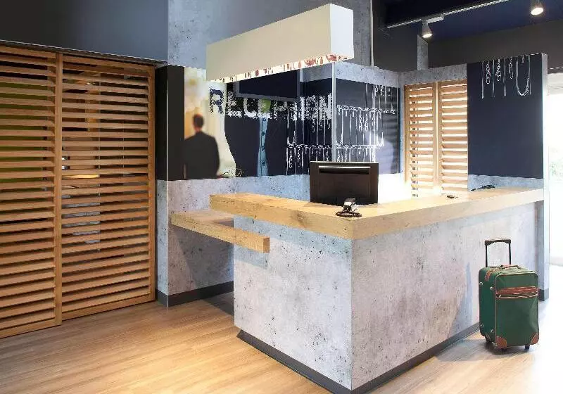 Hotel Ibis Budget Tarbes