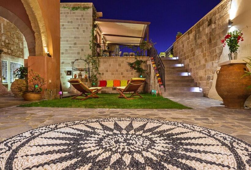 فندق In Camera Art Boutique