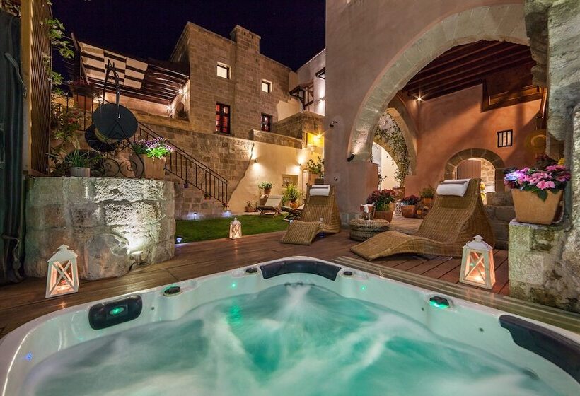 فندق In Camera Art Boutique