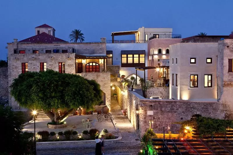 ホテル In Camera Art Boutique