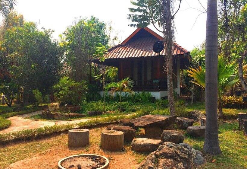 בית מלון כפרי Le Mont Resort