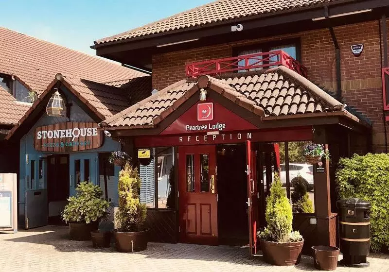 酒店 Peartree Lodge Waterside