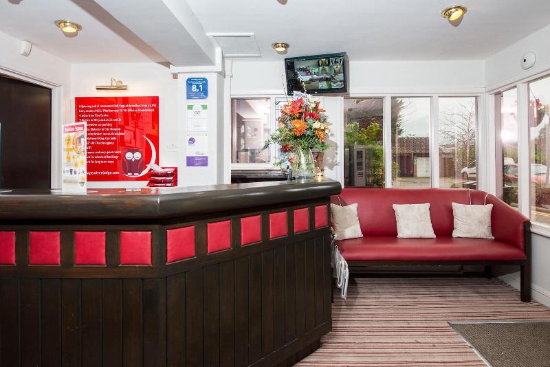 Отель Peartree Lodge Waterside