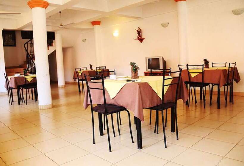 בית מלון כפרי Red Rose