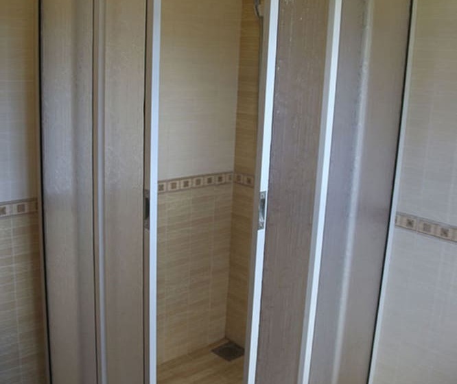 בית מלון כפרי Red Rose