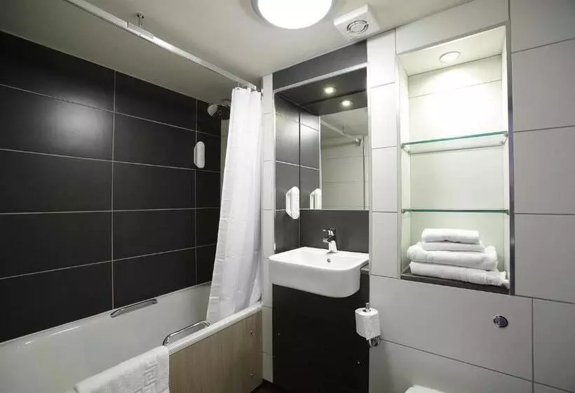 호텔 The King S Highway Wetherspoon