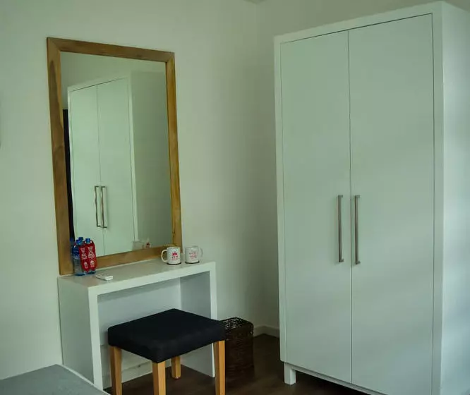 酒店 Zen Rooms Wellawatte Beach Colombo